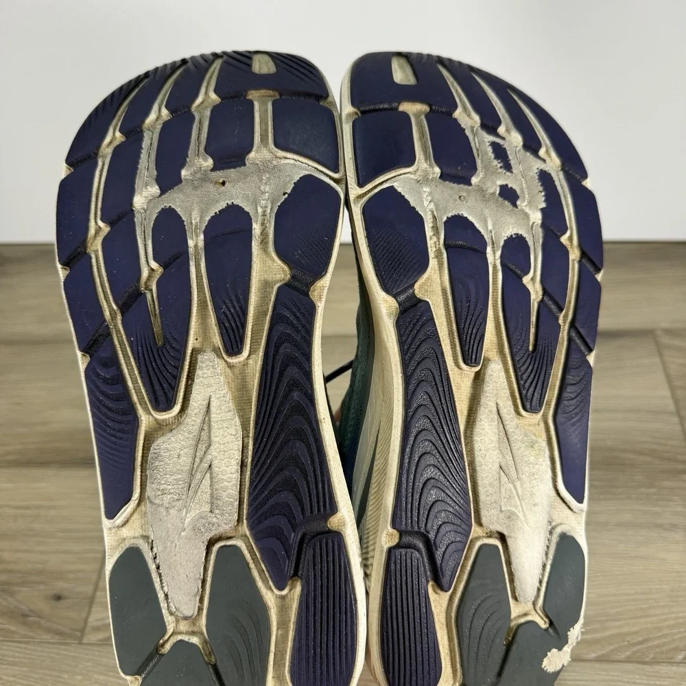 Altra good used